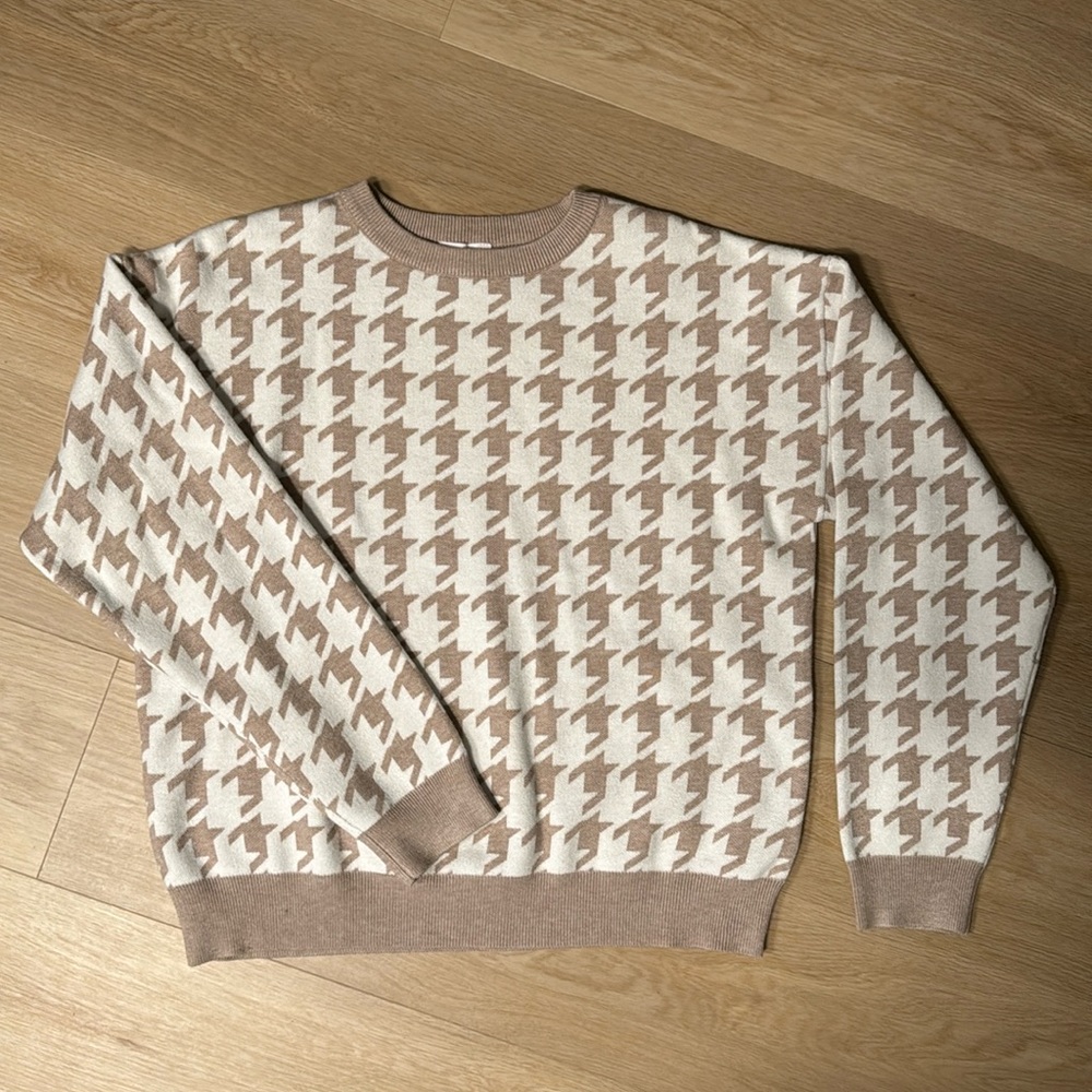 Beige Houndstooth Sweater